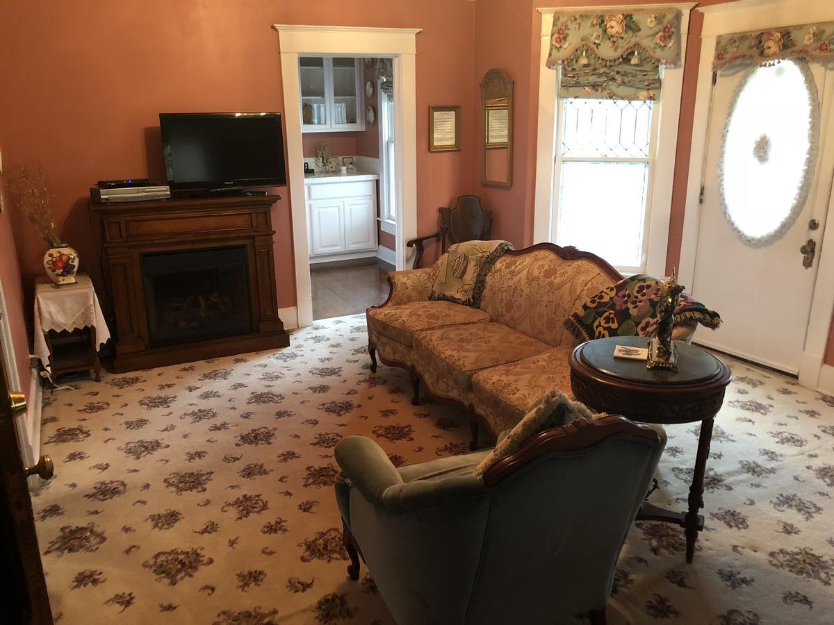 Hayes House Bed And Breakfast Muskogee Bagian luar foto